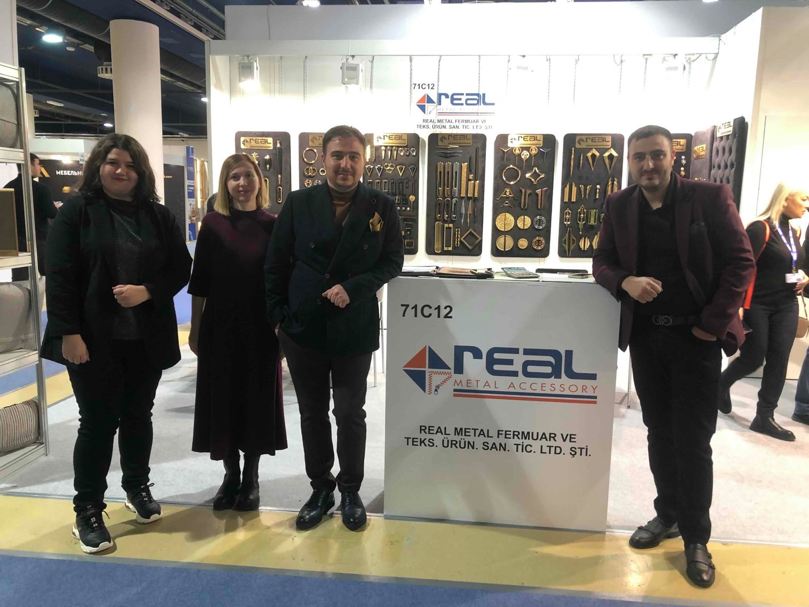 Aynı çatı altında, tek bir el.